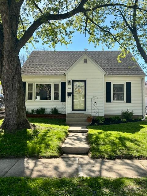 805 12th Avenue Northeast Rochester, MN 55906 - Photo 3 of 36