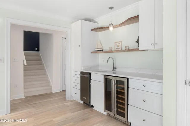 $2,400,000 | 1606 Ocean Drive, Emerald Isle, NC 28594