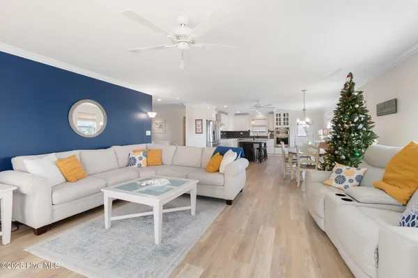 $2,400,000 | 1606 Ocean Drive, Emerald Isle, NC 28594