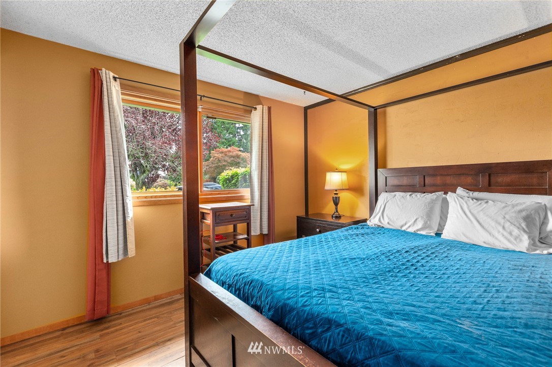 2009 Dayton Court Southeast Renton, WA 98055 - Photo 22 of 34 Gallery Image 22