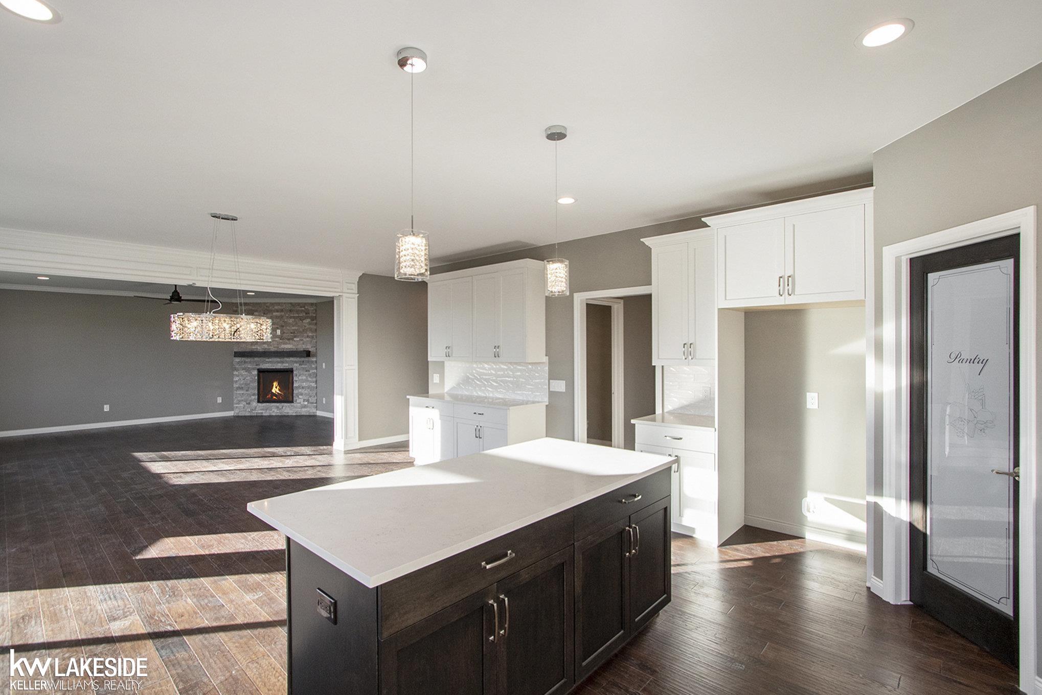 60988 Jewell Road Washington, MI 48094 - Photo 8 of 41 50126891-7.JPG