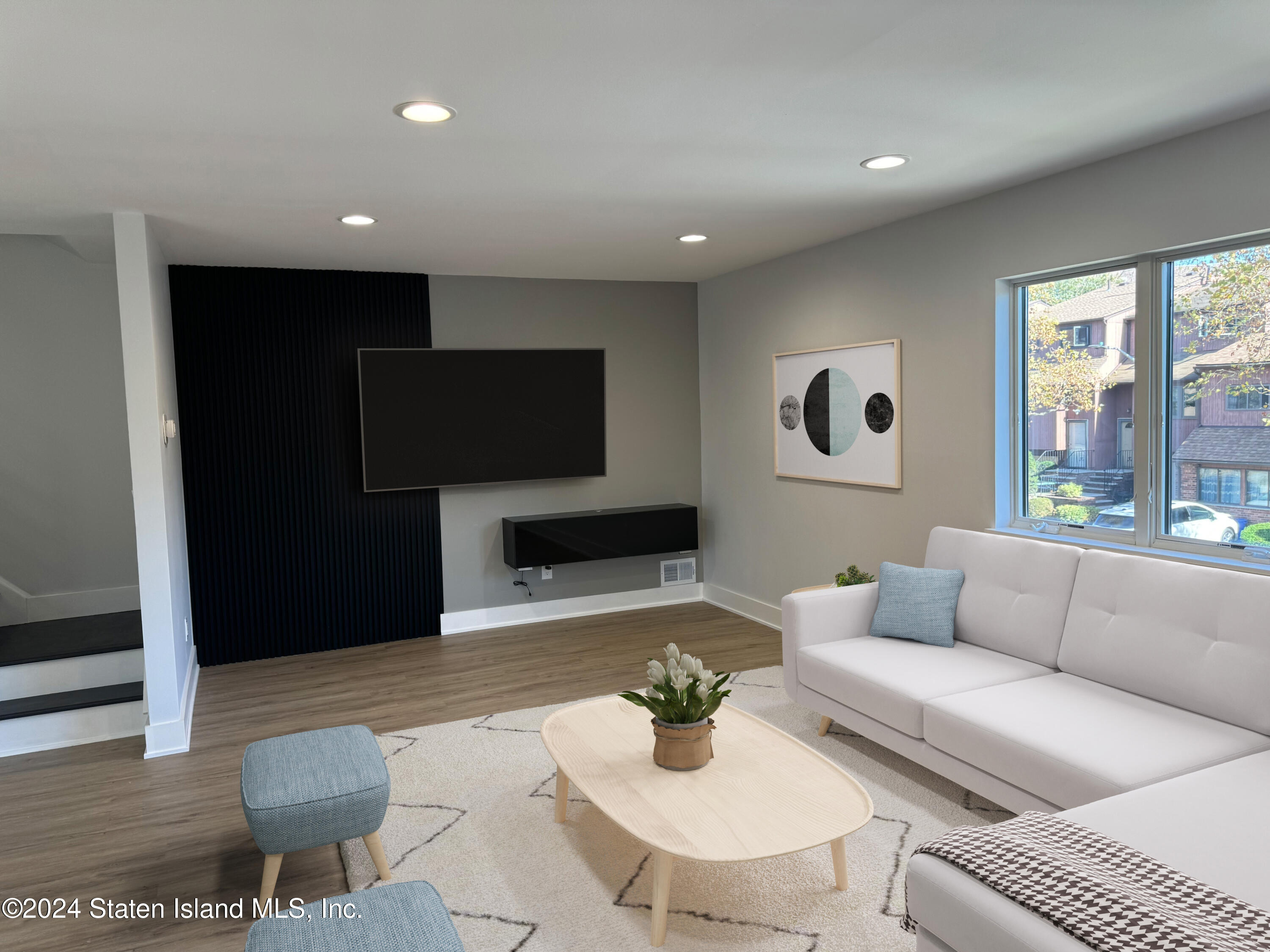 10 Alan Loop Staten Island, NY 10304 - Photo 4 of 22 IMG_2075