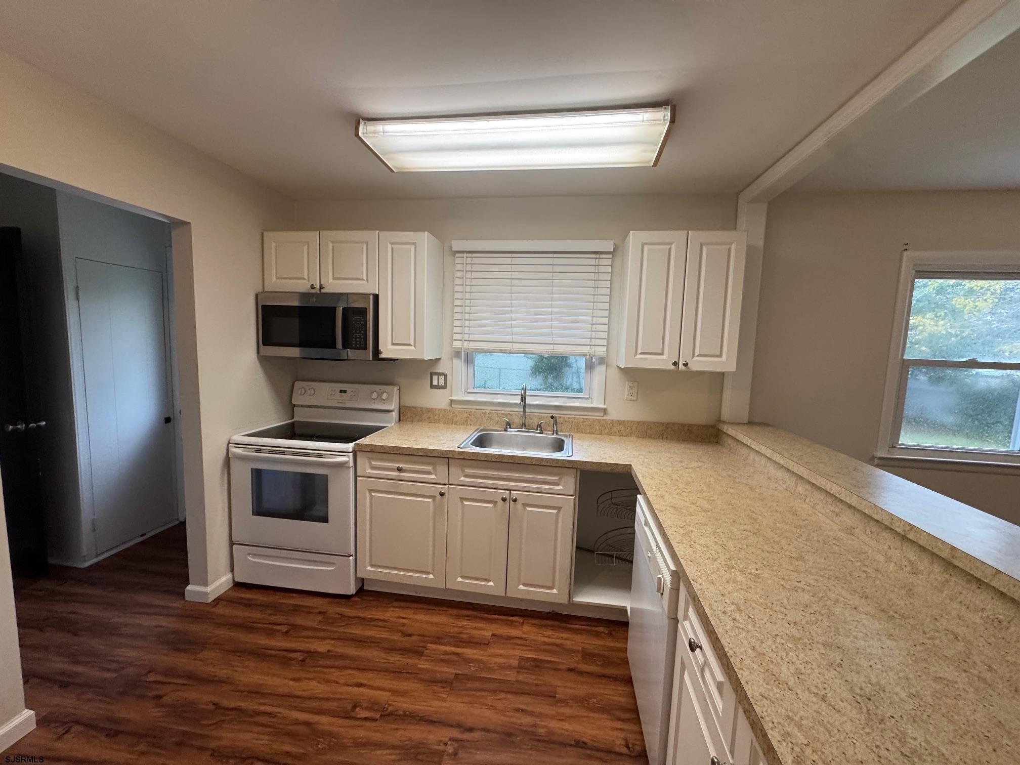 32 Bucknell Road Somers Point, NJ 08244 - Photo 4 of 19 Gallery Image 4