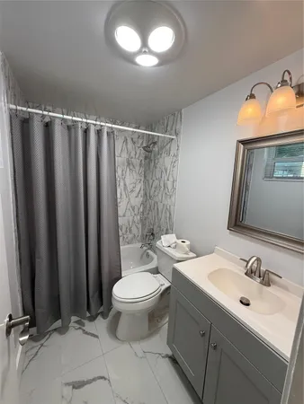 $1,795 | 2121 Northeast 42nd Court, Unit 103C, Lighthouse Point, FL 33064