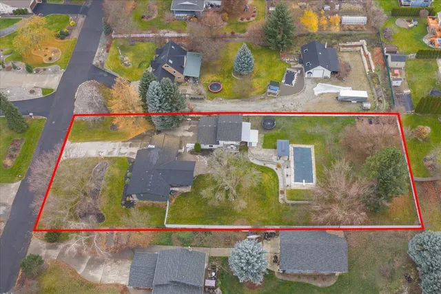 $899,000 | 513 East Silver Pines Court, Colbert, WA 99005