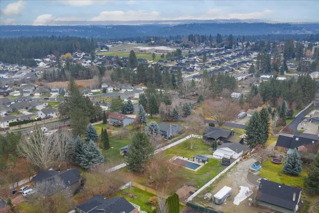 $899,000 | 513 East Silver Pines Court, Colbert, WA 99005