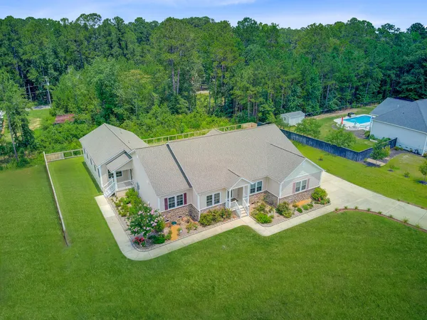 $849,900 | 708 Tierra Loop, Summerville, SC 29483