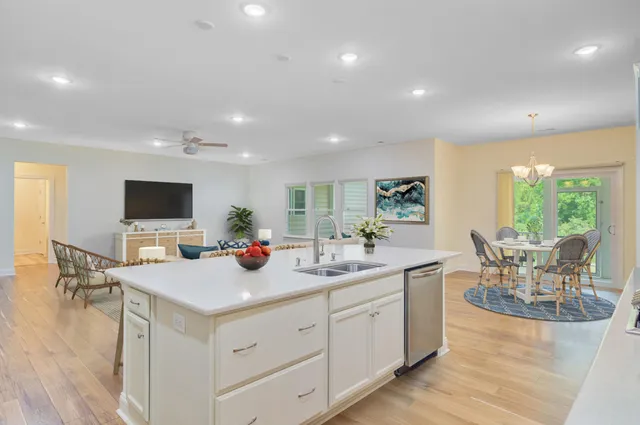 $859,900 | 708 Tierra Loop, Summerville, SC 29483