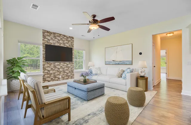 $859,900 | 708 Tierra Loop, Summerville, SC 29483