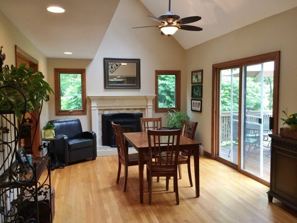 11 Buckingham Road Holden, MA 01522 - Photo 4 of 19