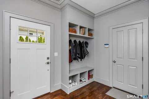 $1,850,000 | 333 West Avenue, Unit 6, Darien, CT 06820