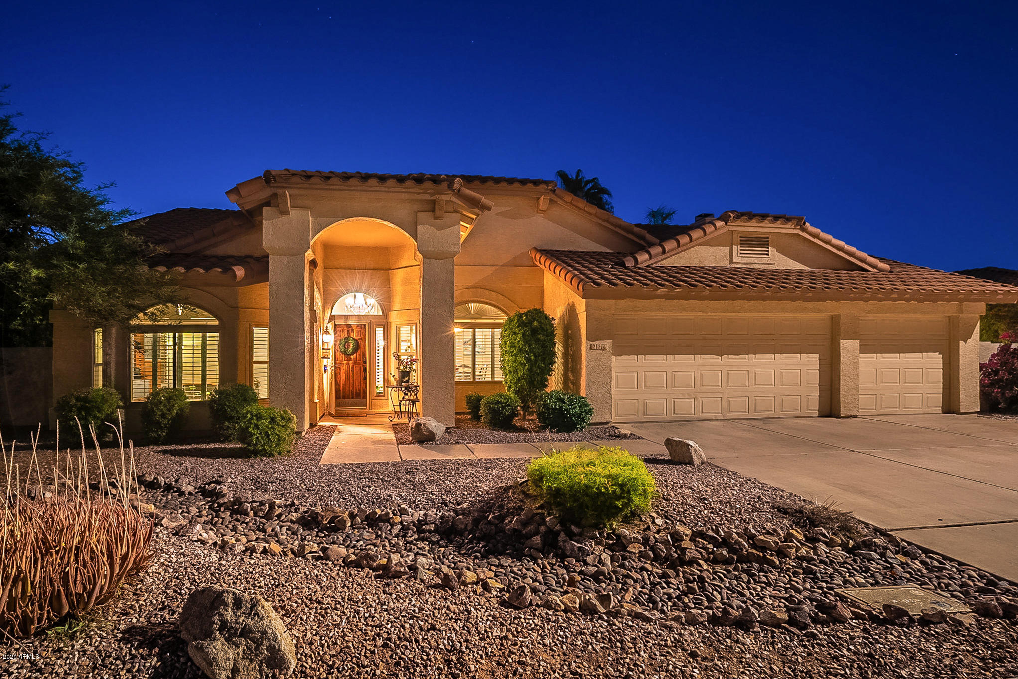 226 North Riata Street Gilbert, AZ 85234 - Photo 3 of 91 Riata - Twilight-28
