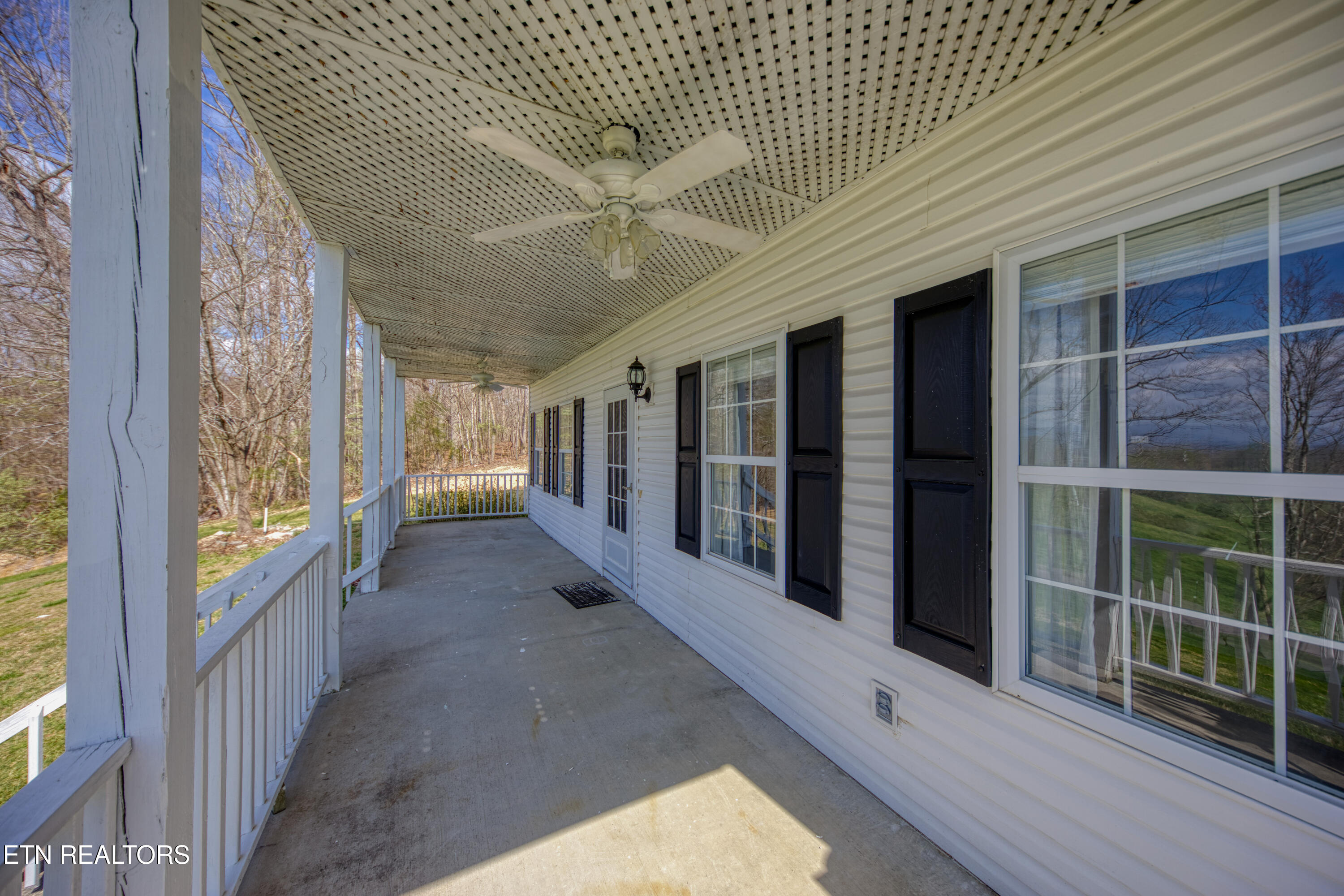 910 Ridge Circle Road Andersonville, TN 37705 - Photo 38 of 39 0H3A6235_15