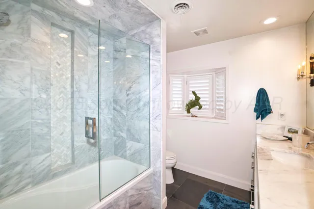 $1,975,000 | 606 North Shore Drive, Amarillo, TX 79118