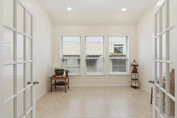 $484,990 | 425 Foxbrook Way, Cibolo, TX 78108