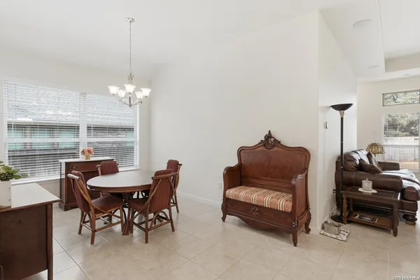 $484,990 | 425 Foxbrook Way, Cibolo, TX 78108