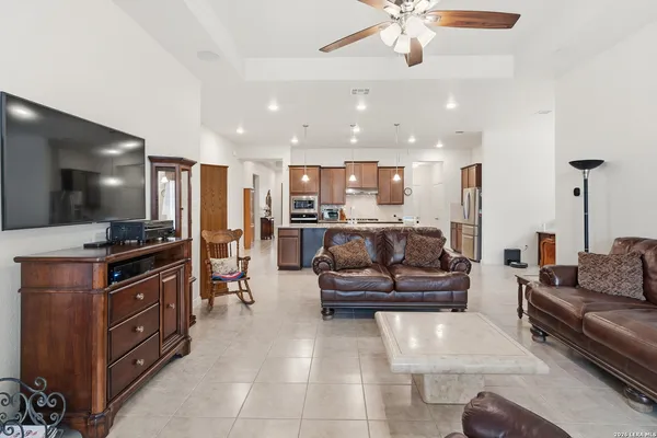 $484,990 | 425 Foxbrook Way, Cibolo, TX 78108