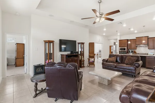 $484,990 | 425 Foxbrook Way, Cibolo, TX 78108