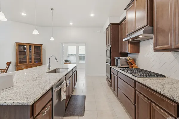 $484,990 | 425 Foxbrook Way, Cibolo, TX 78108