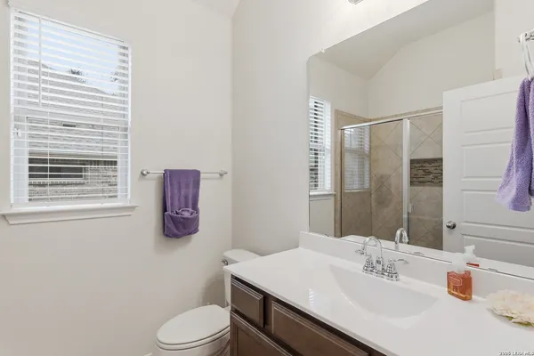 $484,990 | 425 Foxbrook Way, Cibolo, TX 78108