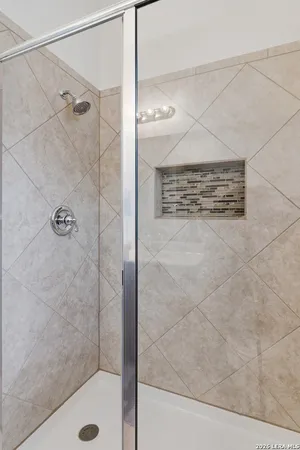 $484,990 | 425 Foxbrook Way, Cibolo, TX 78108