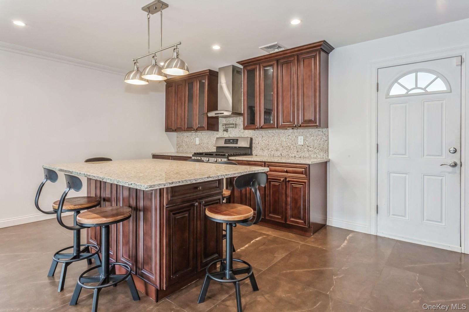 562 Bernice Road Franklin Square, NY 11010 - Photo 8 of 36