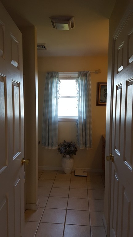 830 Jefferson Street Fall River, MA 02721 - Photo 12 of 22