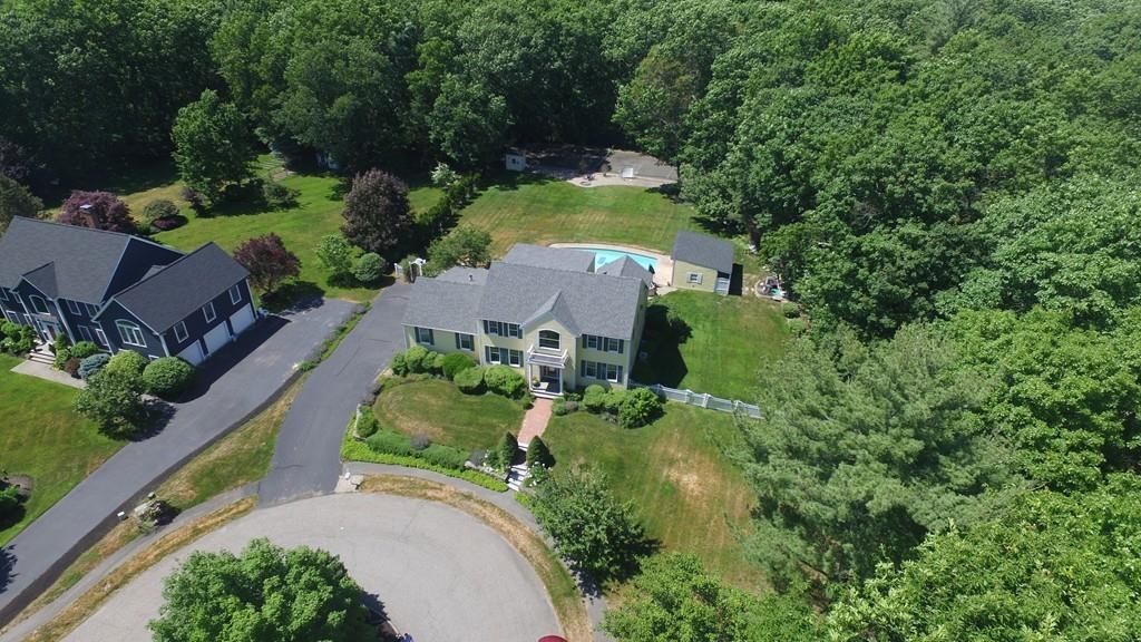 82 Beaver Brook Road North Andover, MA 01845 - Photo 8 of 40 Gallery Image 8