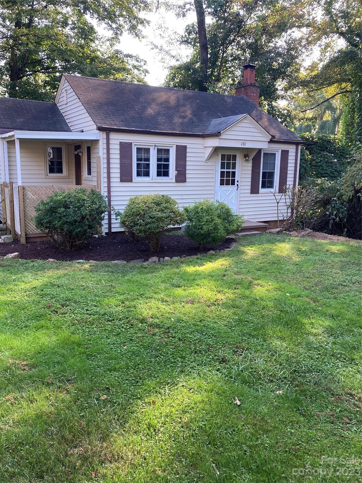 101 Raleigh Road Asheville, NC 28803 - Photo 1 of 20 Gallery Image 1