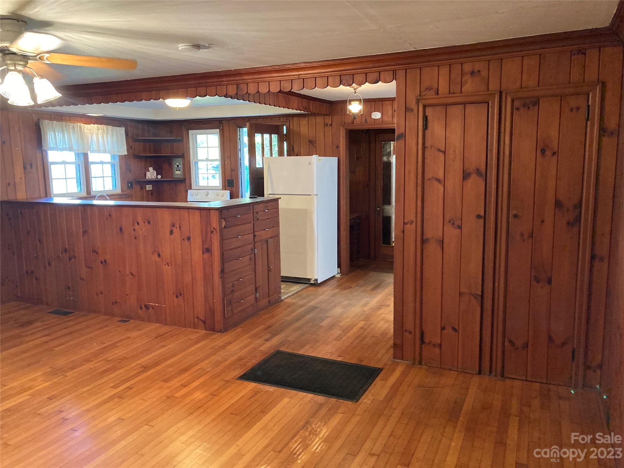 101 Raleigh Road Asheville, NC 28803 - Photo 17 of 20 Gallery Image 17