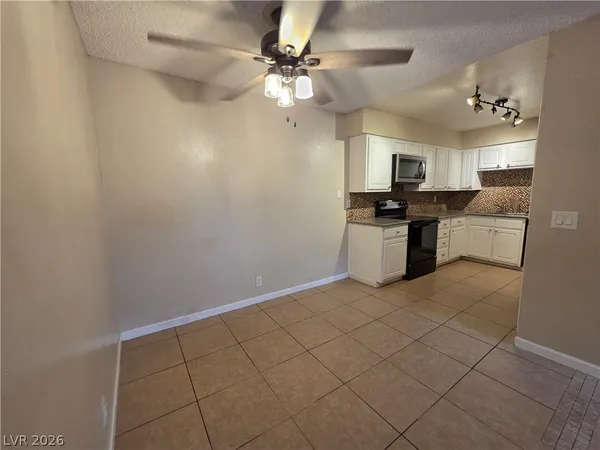 $1,550 | 3151 North Soaring Gulls Drive, Unit 2078, Las Vegas, NV 89128