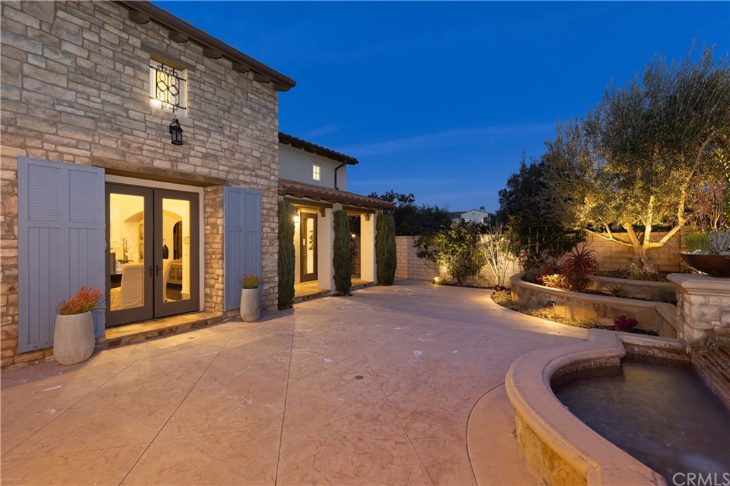 10 Midnight Sun Irvine, CA 92603 - Photo 2 of 4