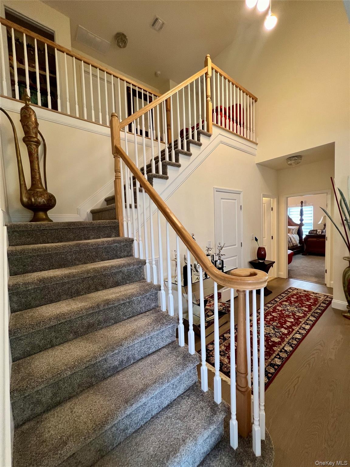 37 Willow Circle, Unit 37 Coram, NY 11727 - Photo 10 of 18 a view of entryway