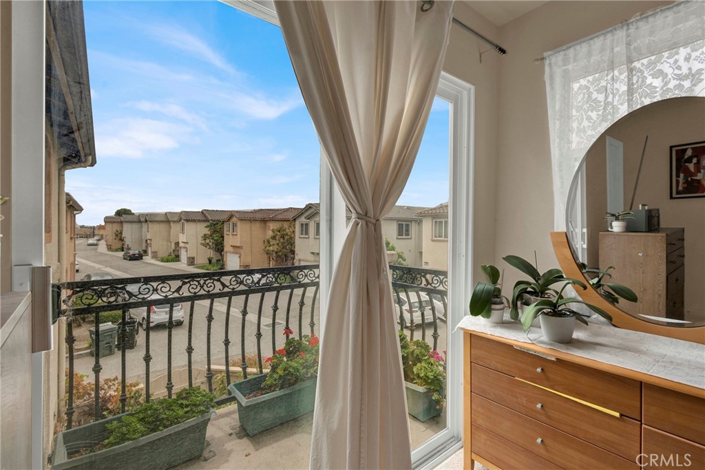 8306 Telegraph Road Downey, CA 90240 - Photo 33 of 50 Master Balcony