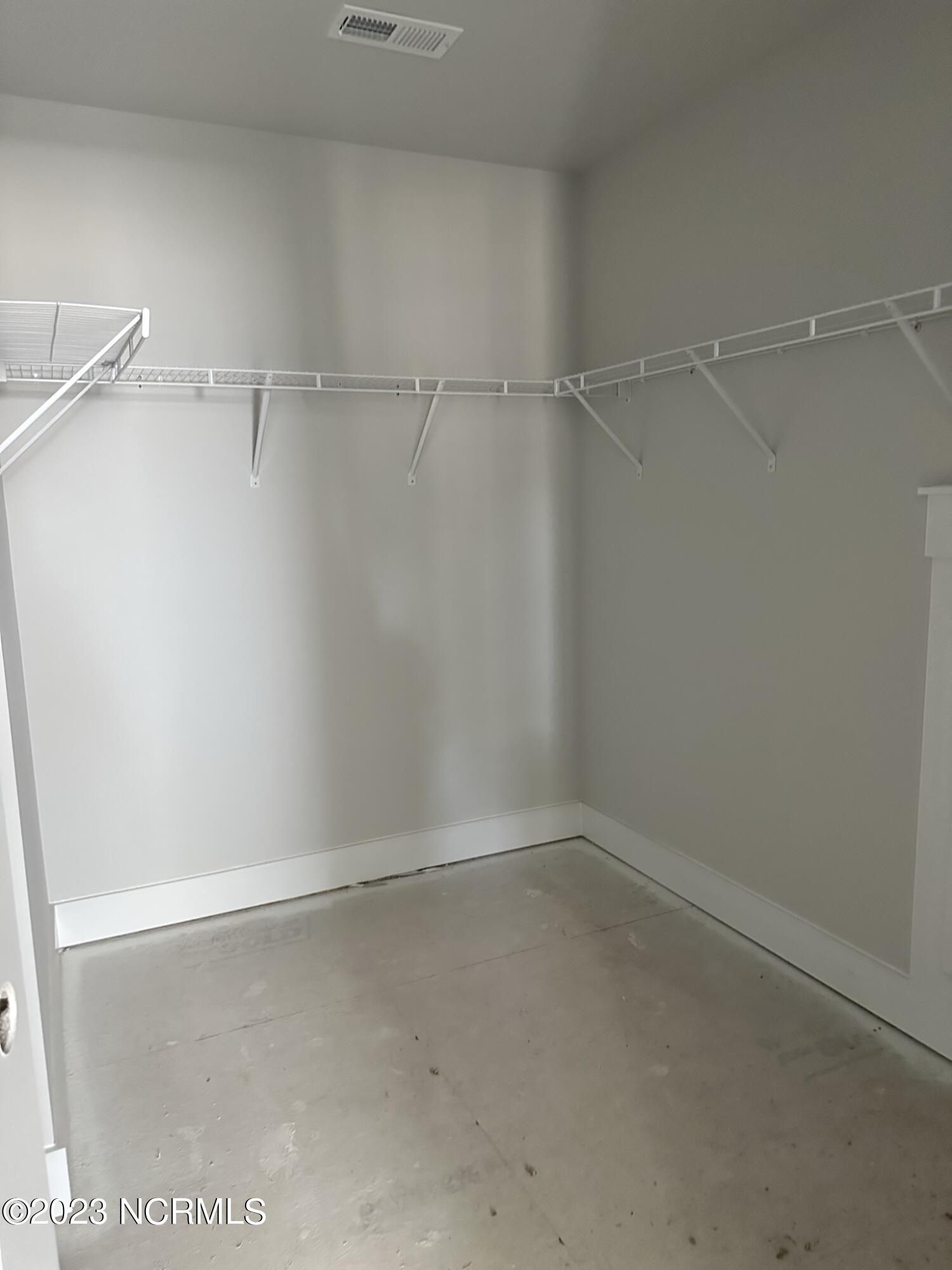 883 Winds Way Aberdeen, NC 28315 - Photo 11 of 51 IMG_1223