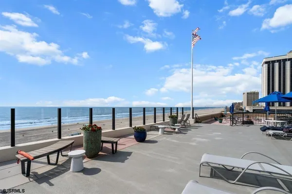 $1,800 | 3101 Boardwalk, Unit 17102, Atlantic City, NJ 08401