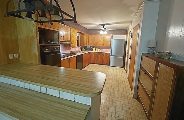 $129,000 | 1111 North Reynolds Avenue, Throckmorton, TX 76483