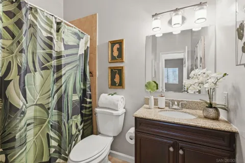 $625,000 | 8320 Regents Road, Unit 1I, San Diego, CA 92122