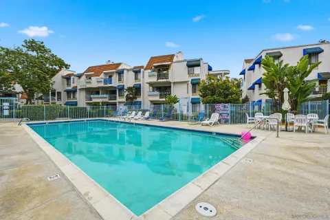 $625,000 | 8320 Regents Road, Unit 1I, San Diego, CA 92122