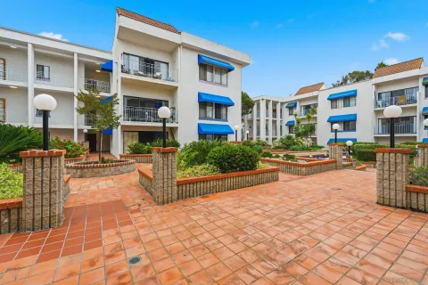 $625,000 | 8320 Regents Road, Unit 1I, San Diego, CA 92122
