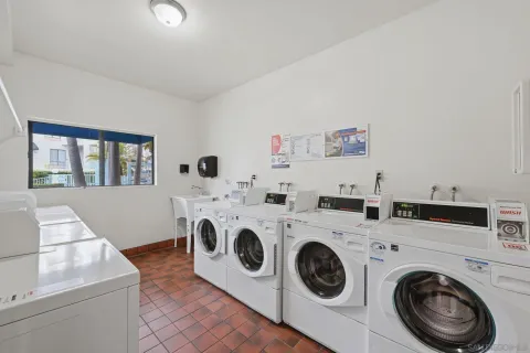 $625,000 | 8320 Regents Road, Unit 1I, San Diego, CA 92122