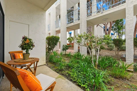 $625,000 | 8320 Regents Road, Unit 1I, San Diego, CA 92122