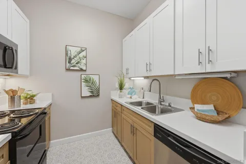 $625,000 | 8320 Regents Road, Unit 1I, San Diego, CA 92122
