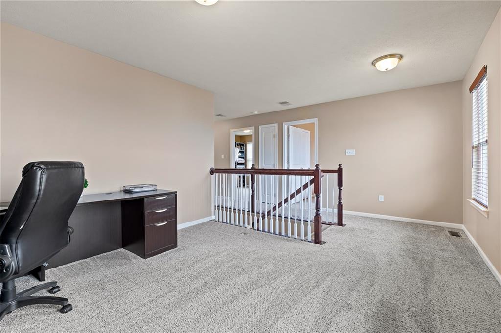 268 Long Ridge Drive Coraopolis, PA 15108 - Photo 11 of 25 Gallery Image 11