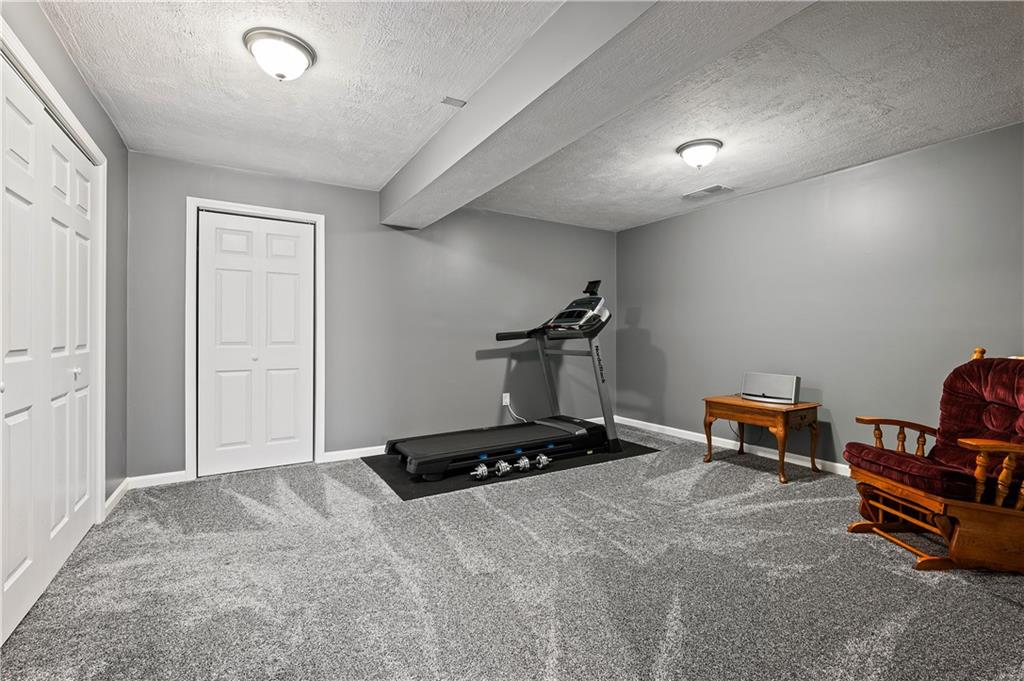 268 Long Ridge Drive Coraopolis, PA 15108 - Photo 22 of 25 Gallery Image 22