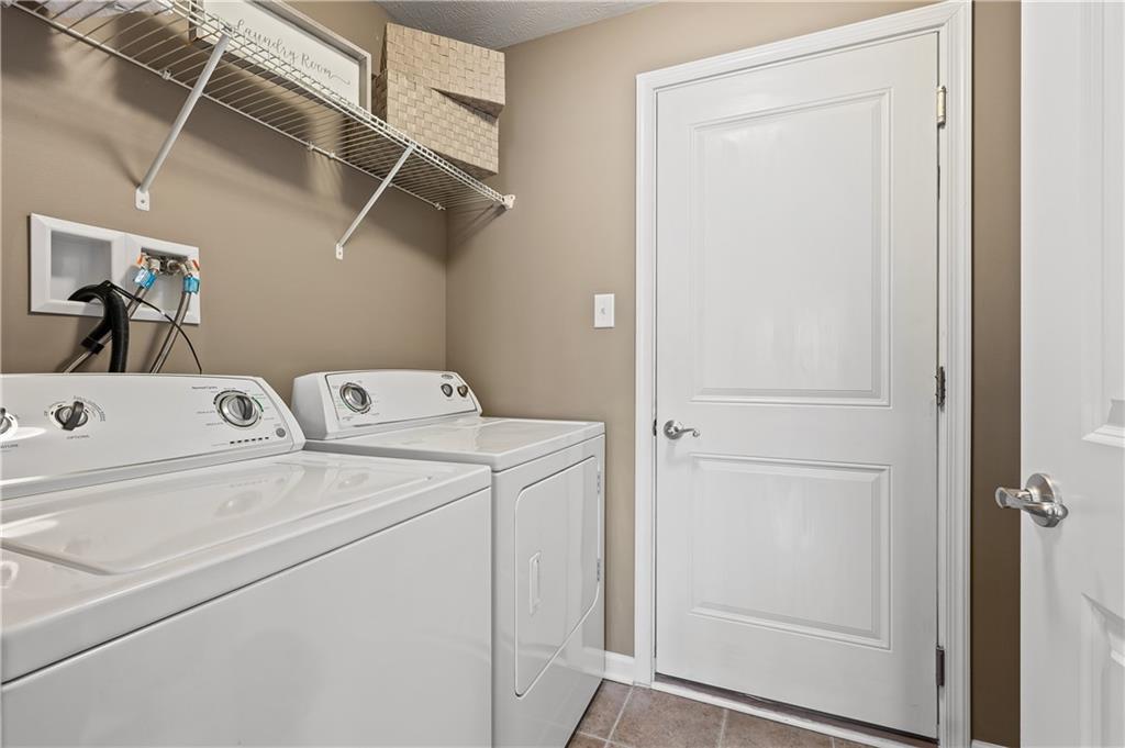 268 Long Ridge Drive Coraopolis, PA 15108 - Photo 10 of 25 Gallery Image 10