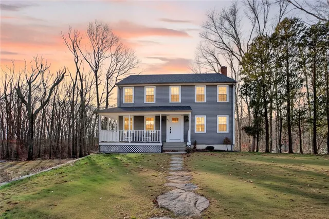 $640,000 | 94 Quaker Lane, Scituate, RI 02857