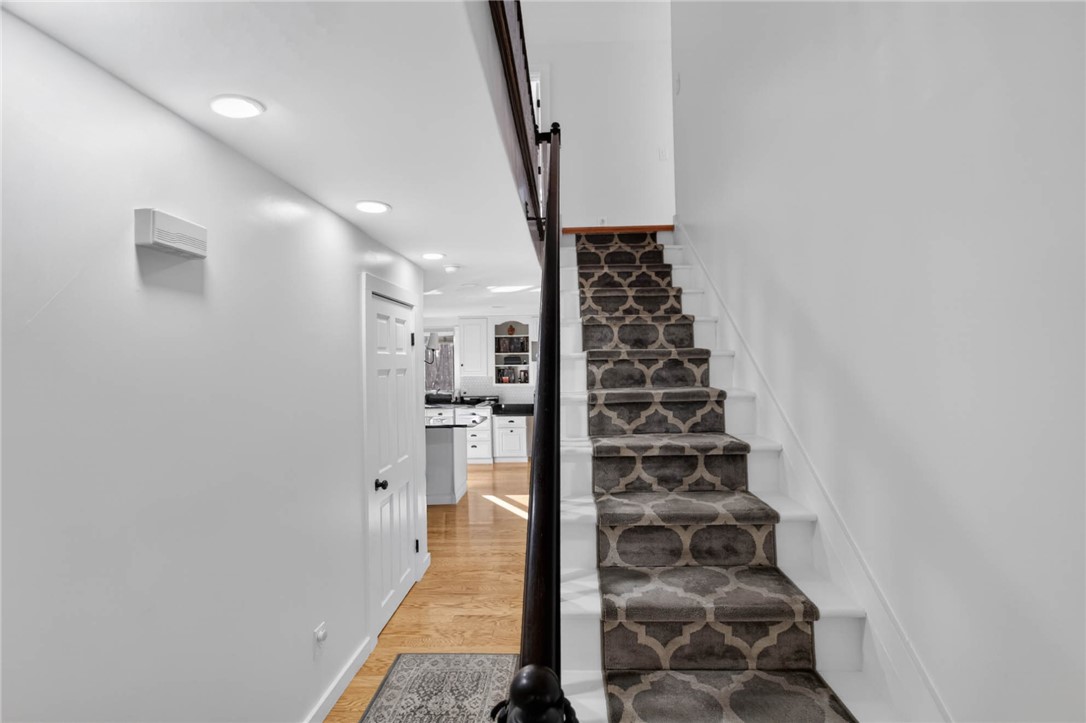 94 Quaker Lane Scituate, RI 02857 - Photo 11 of 24