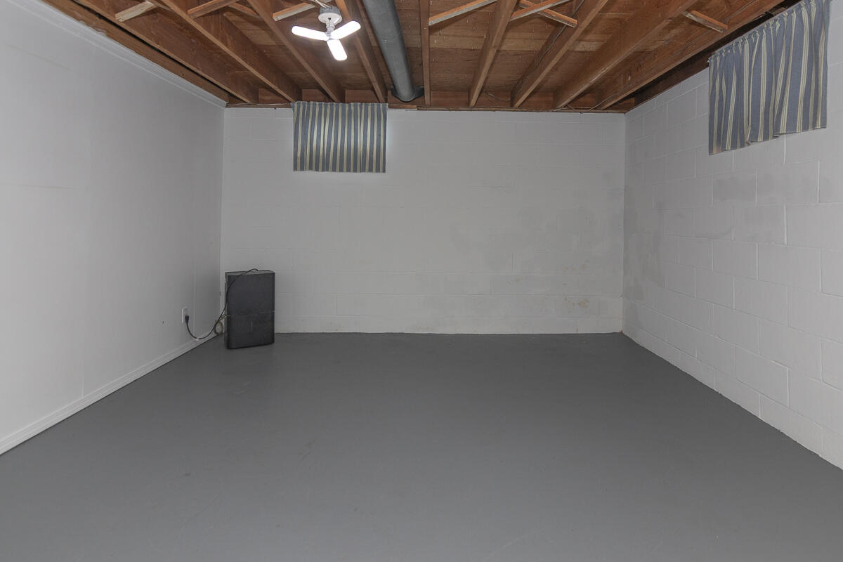9635 South Sprinkle Road Portage, MI 49002 - Photo 21 of 31 9635SprinkleRd-27