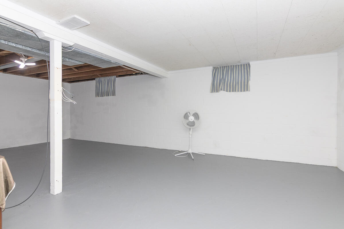 9635 South Sprinkle Road Portage, MI 49002 - Photo 22 of 31 9635SprinkleRd-29